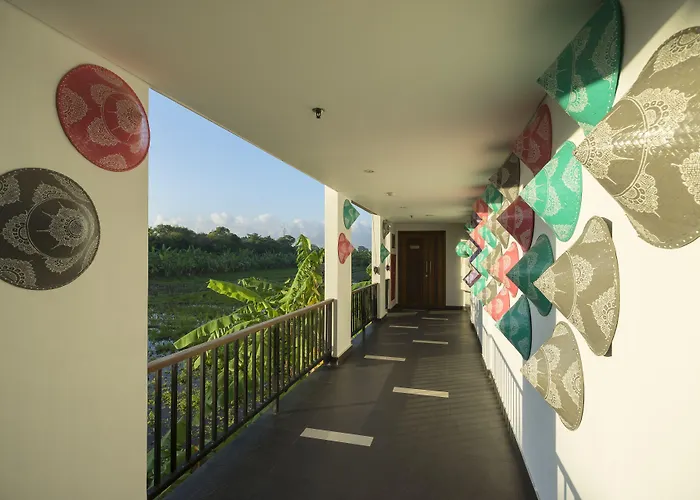 D'primahotel Petitenget 2 ホテル 4*