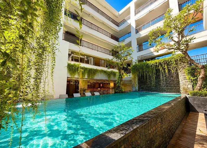 D'primahotel Petitenget 2 ホテル